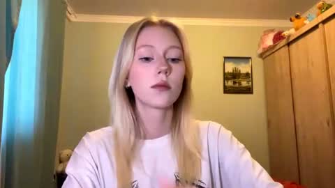 Snapshot of kacicasal chatting on 06-22-26, 03:36 Mia 1st day here online show from 06-22-26, 03:36
