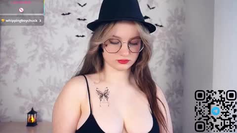 Tate online show from 10-31-25, 05:19