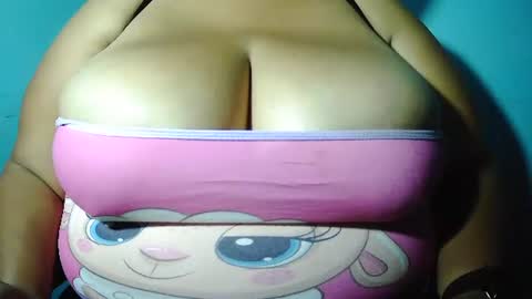 Snapshot of kaeluna chatting on 06-29-26, 12:38 Kae luna online show from 06-29-26, 12:38