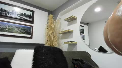 Antonella online show from 04-17-26, 05:21