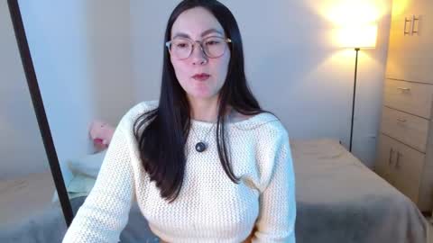 ChloeIndependient model online show from 03-29-26, 05:40