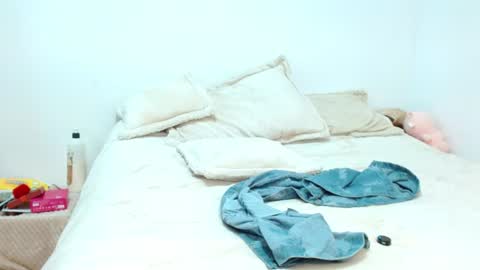 ChloeIndependient model online show from 07-28-26, 09:14