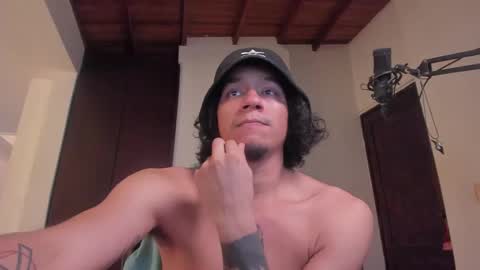 Snapshot of kai_herectix chatting on 02-21-25, 09:32 kai_herectix online show from 02-21-25, 09:32