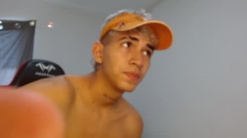 Snapshot of kai_lord_ chatting on 12-17-24, 07:15 Kai online show from 12-17-24, 07:15