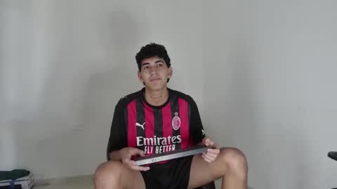 Snapshot of kai_lord_ chatting on 09-17-25, 09:16 Kai online show from 09-17-25, 09:16