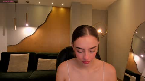 Kaia Ferreira online show from 01-31-25, 12:07
