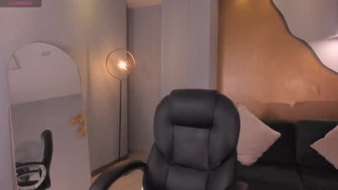 Kaia Ferreira online show from 01-17-26, 05:16