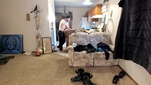 Kaiku77 online show from 12-20-25, 06:48