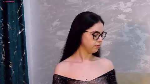Snapshot of kailalewis chatting on 07-23-26, 05:55 Kaila Lewis online show from 07-23-26, 05:55