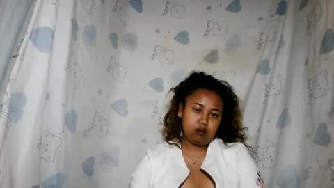 Snapshot of kaillah chatting on 07-07-26, 07:45 kaillah online show from 07-07-26, 07:45