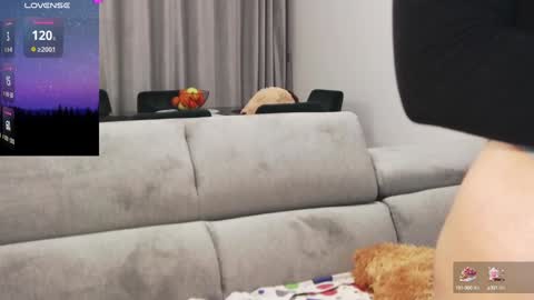 Kailyn online show from 01-10-25, 05:24