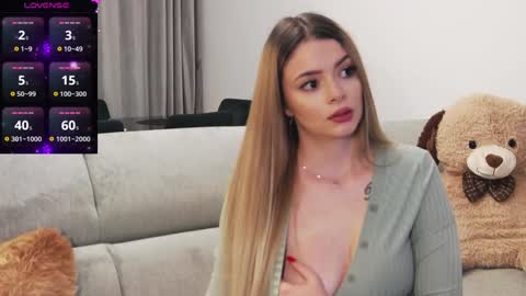 Kailyn online show from 01-15-25, 07:34