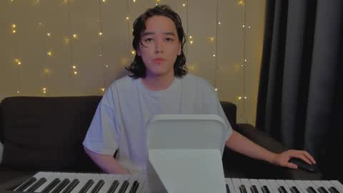 Snapshot of kain_takedaa chatting on 12-14-24, 02:01 Kain online show from 12-14-24, 02:01