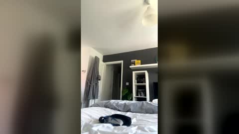 Snapshot of kaipup22 chatting on 04-06-26, 01:12 kaipup22 online show from 04-06-26, 01:12