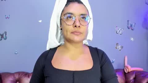 Snapshot of kaira_mosse_ chatting on 10-22-25, 11:21 kaira_mosse_ online show from 10-22-25, 11:21