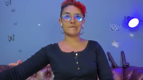 kaira_mosse_ online show from 03-18-26, 11:57