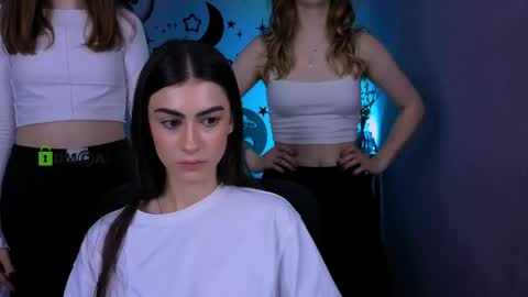 Kaisy online show from 04-19-26, 09:19