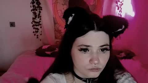 Snapshot of kaisythesmall chatting on 10-18-25, 05:54 Kessy online show from 10-18-25, 05:54