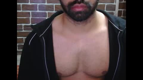 Snapshot of kaku69696 chatting on 01-08-25, 05:37 Vicky online show from 01-08-25, 05:37