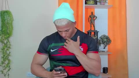 kale thomson online show from 12-02-24, 01:35