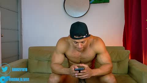 Snapshot of kale_tomson chatting on 04-24-26, 07:16 kale thomson online show from 04-24-26, 07:16