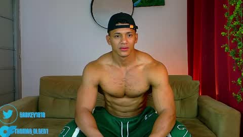 Snapshot of kale_tomson chatting on 04-27-26, 04:49 kale thomson online show from 04-27-26, 04:49