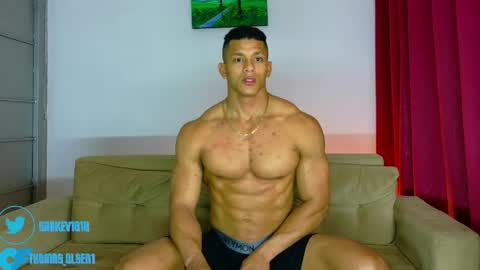 Snapshot of kale_tomson chatting on 05-20-26, 12:06 kale thomson online show from 05-20-26, 12:06