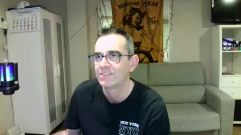 Snapshot of kalem48 chatting on 01-12-25, 12:07 MusicMen49 online show from 01-12-25, 12:07