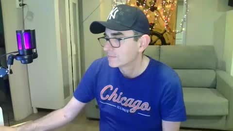 Snapshot of kalem48 chatting on 01-22-25, 05:28 MusicMen49 online show from 01-22-25, 05:28