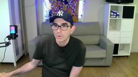 Snapshot of kalem48 chatting on 03-12-25, 09:02 MusicMen49 online show from 03-12-25, 09:02