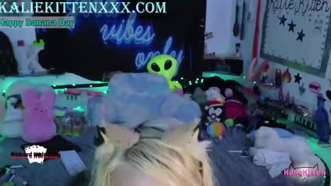 KalieKitten online show from 04-15-26, 08:53