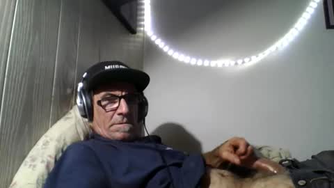 kalifornia91666 online show from 10-24-25, 05:04