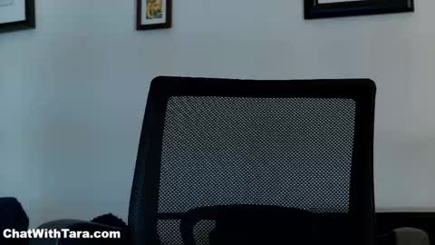 Snapshot of kalikushdreamz chatting on 02-26-26, 05:45 Tara Smith online show from 02-26-26, 05:45