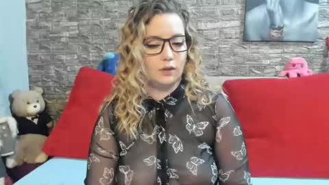 Snapshot of kalindahot chatting on 04-24-26, 06:21 kalindahot online show from 04-24-26, 06:21