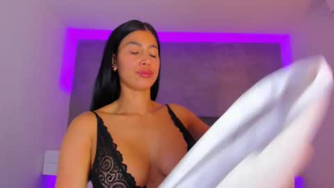 Snapshot of kaliopeh chatting on 02-10-25, 07:07 Carolina online show from 02-10-25, 07:07