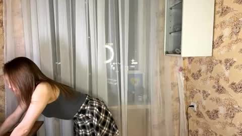 Snapshot of kallieboice chatting on 12-17-25, 02:12 Kallie online show from 12-17-25, 02:12