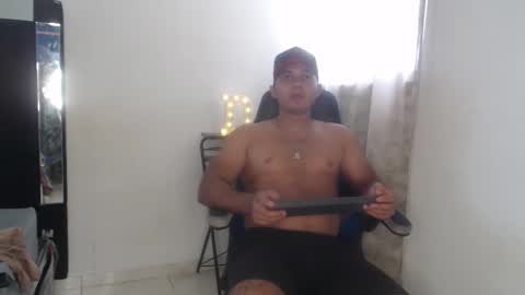 Snapshot of kalvinhot77 chatting on 09-30-25, 07:52 kalvinhot77 online show from 09-30-25, 07:52