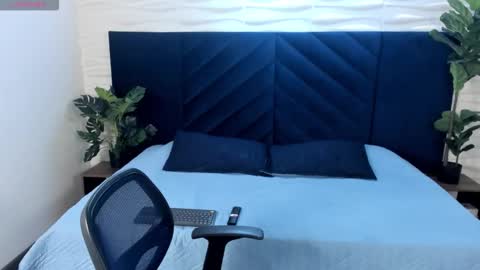 Snapshot of kamal_wolff chatting on 02-01-26, 11:42 jhon online show from 02-01-26, 11:42