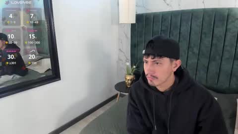 Snapshot of kamal_wolff chatting on 02-06-26, 11:57 jhon online show from 02-06-26, 11:57