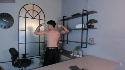 Snapshot of kamal_wolff chatting on 02-16-26, 12:01 jhon online show from 02-16-26, 12:01