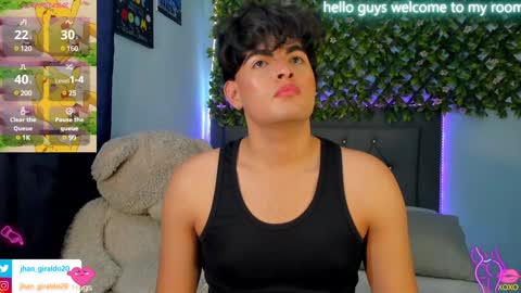 Snapshot of kami_22 chatting on 12-15-24, 02:37 camilo independent model online show from 12-15-24, 02:37