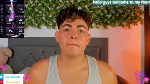 Snapshot of kami_22 chatting on 10-04-25, 11:30 camilo independent model online show from 10-04-25, 11:30