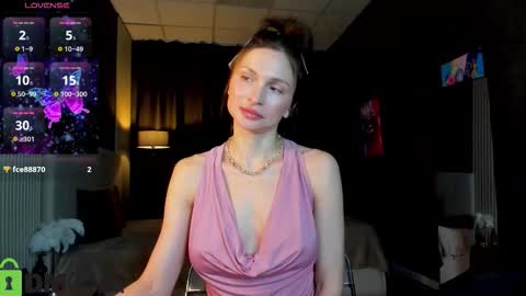 Kamila GMT2 Tue 10 AM - 4 PMWed 3-9 AM Thur 3-9 AM Fri 3-9 AM Sat 10 AM - 4 PM. online show from 12-21-25, 11:34