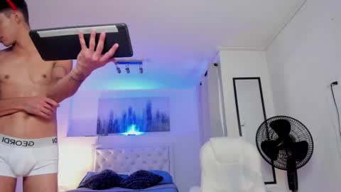 Kami online show from 12-15-25, 07:07