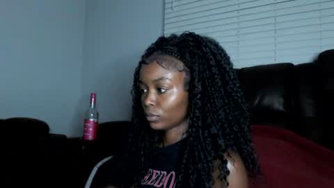 Twitter - Kandie Monaee online show from 07-01-26, 06:37