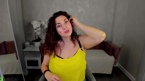 Snapshot of kandy_balls chatting on 11-12-25, 10:09 kandy_balls online show from 11-12-25, 10:09