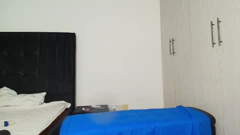 kandy_sweetss online show from 04-19-26, 07:27