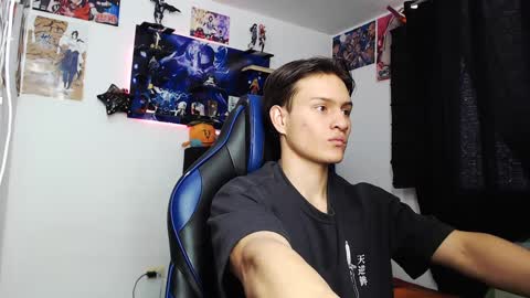 andres online show from 10-11-25, 03:43