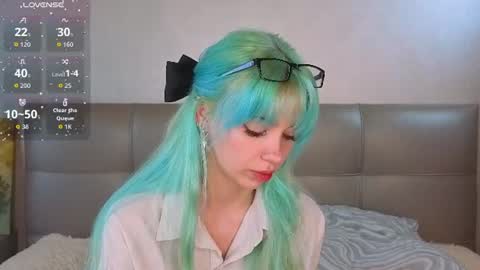 Snapshot of kaneshacornick chatting on 06-10-26, 03:07 Alice online show from 06-10-26, 03:07