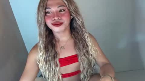 Snapshot of kapitanaxxx chatting on 06-19-26, 05:39 kapitanaxxx online show from 06-19-26, 05:39